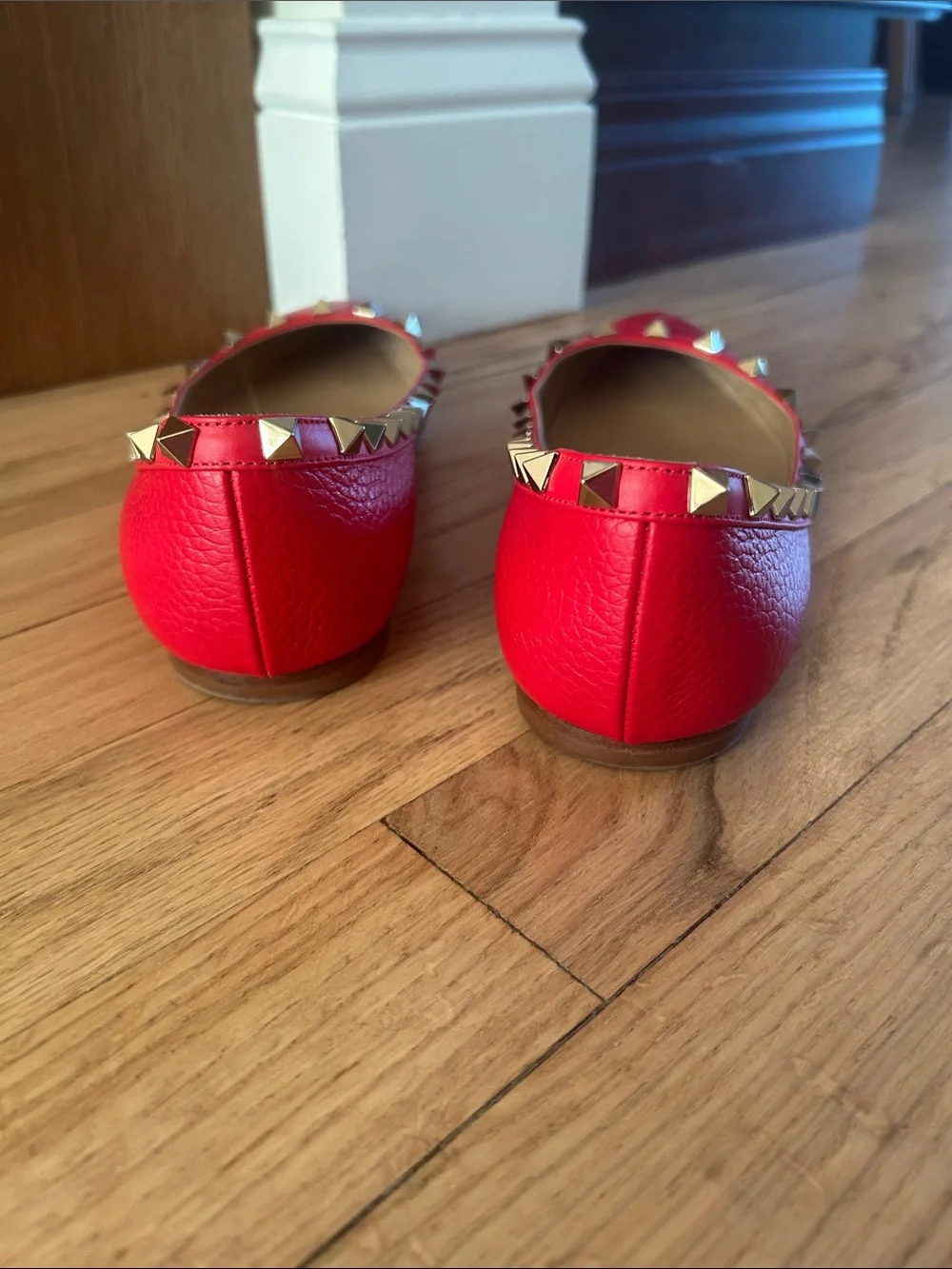 Valentino Red Pointed Rockstud Leather Flats in great condition! - Picture 6 of 11